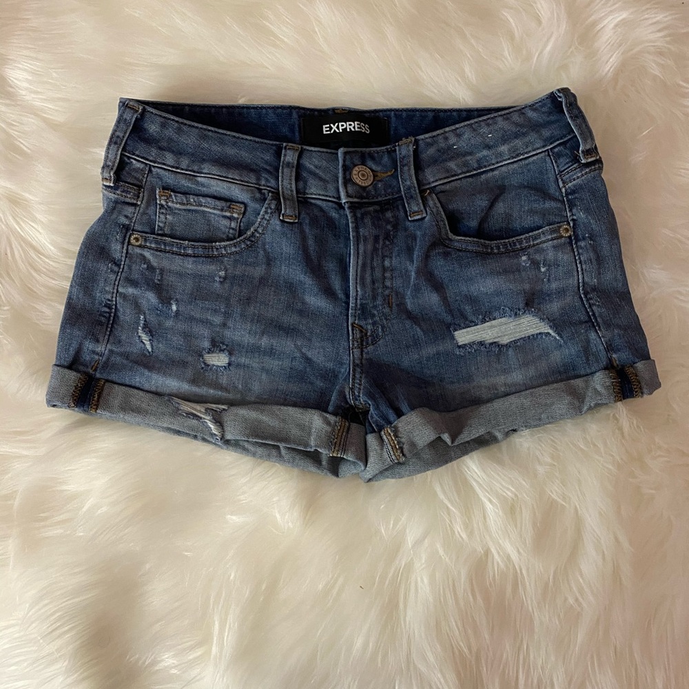 Denim express shorts !